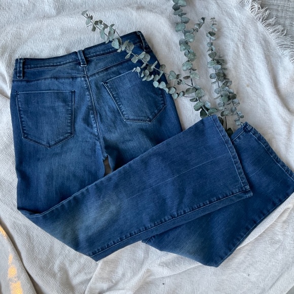 Silence & Noise High Rise Flare Jean Size 28 - Picture 3 of 4